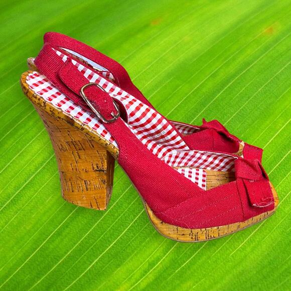 Tribeca by Kenneth Cole Red Cork and Gingham Slingback Heels Size 8.5 - Picture 2 of 9
